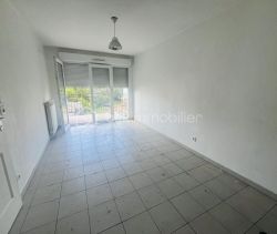 A louer APPARTEMENT T2 43 M2  VIDAUBAN