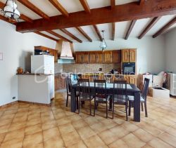 A louer LONGèRE  8 PIECES 180 M2  JARNAC CHAMPAGNE