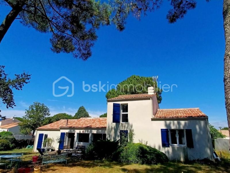 A louer MAISON  5 PIECES 158 M2 BORD DE MER LES SABLES D OLONNE