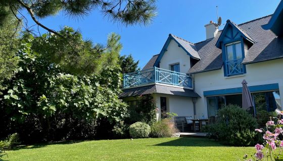 vente Maison proche de la plage à Saint-Malo avec vues vers la mer