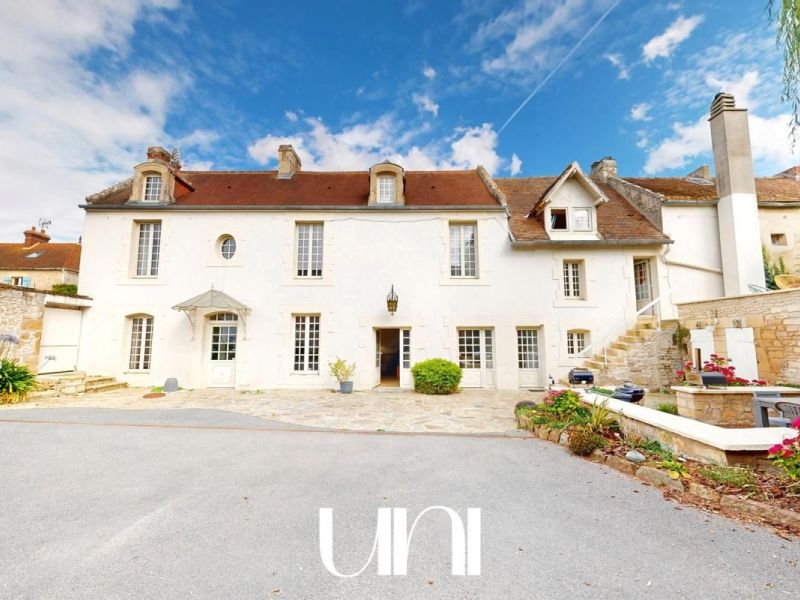 A vendre MAISON  DE MAîTRE  IFS