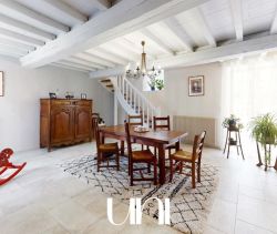 A vendre MAISON  DE MAîTRE  MAIZET