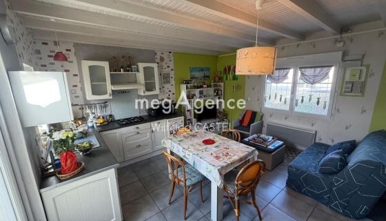 A louer MAISON  DE PêCHEUR BORD DE MER LES SABLES D OLONNE