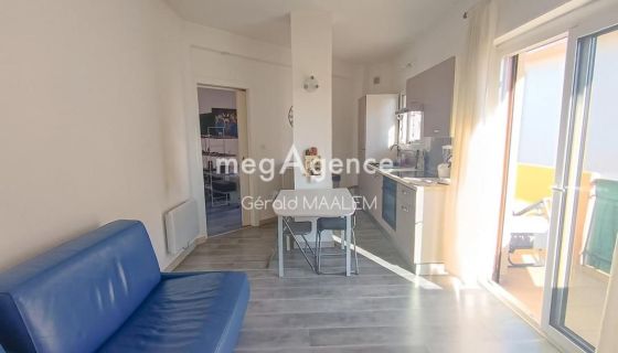 A louer APPARTEMENT T2 32 M2 VUE MER FREJUS