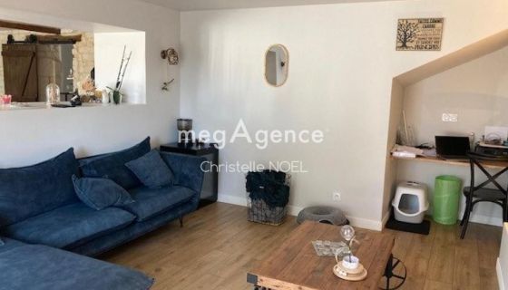 For sale: Master's house in Sainte Gemme la Plaine