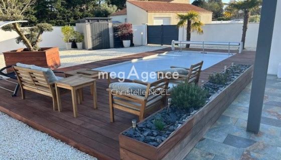 A louer MAISON  4 PIECES 76 M2  ANGLES