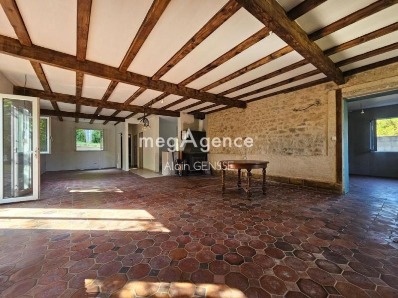 A louer MAISON  DE MAîTRE  SAINT JEAN D ANGELY