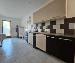 A louer MAISON  DE MAîTRE  SAINT JEAN D ANGELY