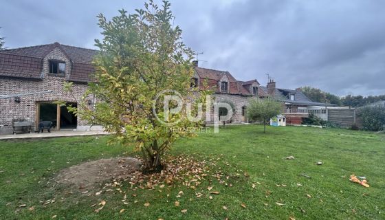 A louer APPARTEMENT  260 M2  BILLY BERCLAU