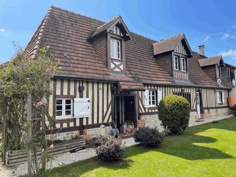 A louer MAISON  DE MAîTRE BORD DE MER HOULGATE