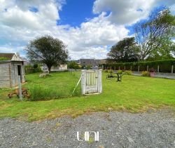 A louer MAISON  12 PIECES 422 M2 BORD DE MER PORT EN BESSIN HUPPAIN