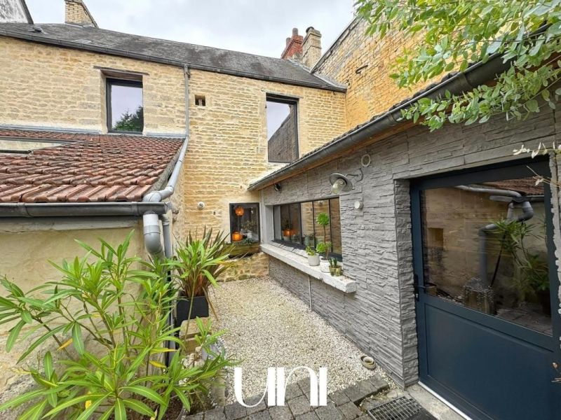 A louer MAISON  DE MAîTRE  BRETTEVILLE SUR ODON