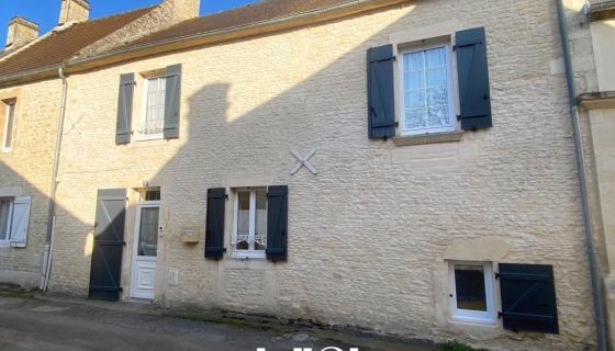 A louer MAISON  DE MAîTRE BORD DE MER THAON