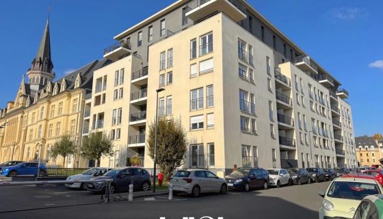 A louer APPARTEMENT T3 69 M2  CAEN
