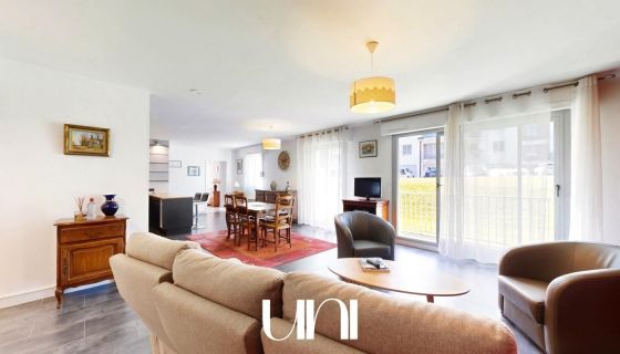 A louer APPARTEMENT T3 97 M2 BORD DE MER HONFLEUR