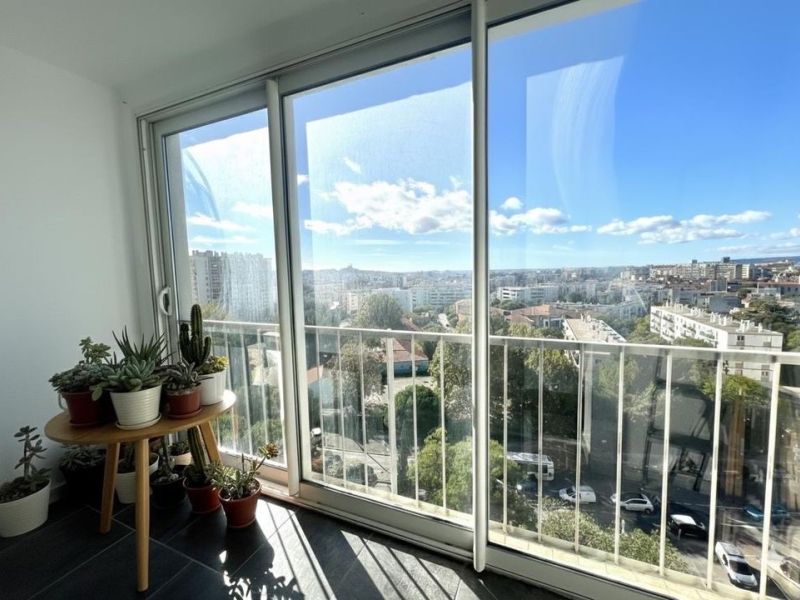 A vendre APPARTEMENT DUPLEX T4 65 M2 BORD DE MER MARSEILLE 4EME