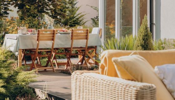 A louer APPARTEMENT T3 79 M2 TERRASSE  UZES