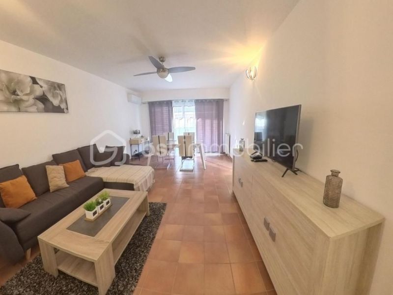 A louer APPARTEMENT T3 75 M2 BORD DE MER ANTIBES