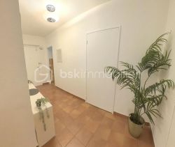 A louer APPARTEMENT T3 75 M2 BORD DE MER ANTIBES