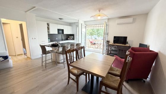 A louer APPARTEMENT NEUF T2 52 M2 TERRASSE BORD DE MER HYERES