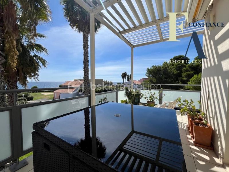 A louer APPARTEMENT DE PRESTIGE T3 70 M2 TERRASSE BORD DE MER MEZE