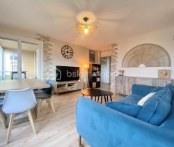 A louer APPARTEMENT T4 83 M2 TERRASSE BORD DE MER LA SEYNE SUR MER