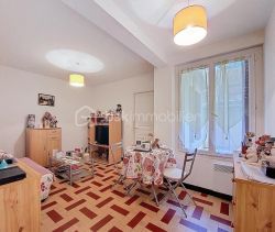 A louer APPARTEMENT T2 42 M2 BORD DE MER TOULON