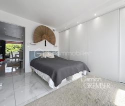 A louer APPARTEMENT T2 45 M2 TERRASSE BORD DE MER LA GRANDE MOTTE