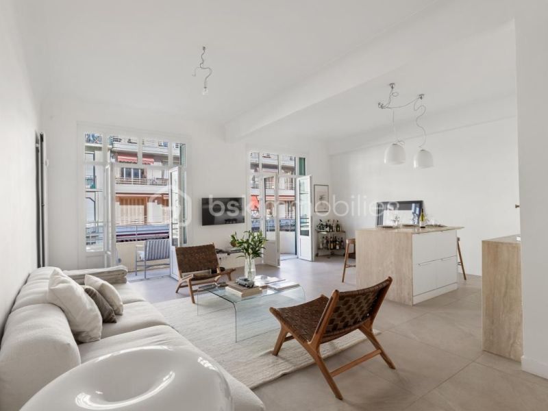 A louer APPARTEMENT DE PRESTIGE T4 90 M2 TERRASSE BORD DE MER NICE