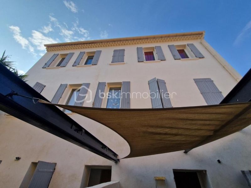 A louer APPARTEMENT NEUF T2 59 M2 TERRASSE BORD DE MER TOULON