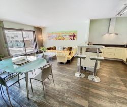 A louer APPARTEMENT DE PRESTIGE T4 108 M2 TERRASSE BORD DE MER CANNES