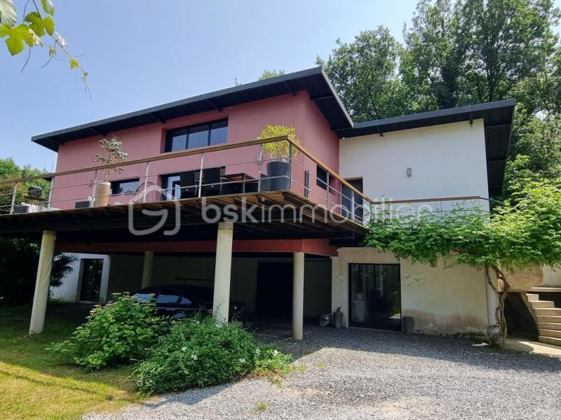 A louer MAISON  D'ARCHITECTE  BUSSAC SUR CHARENTE