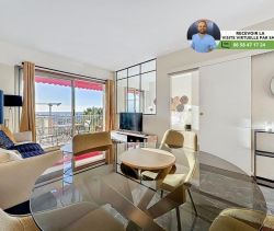 A louer APPARTEMENT DE PRESTIGE T2 34 M2 TERRASSE VUE MER ANTIBES