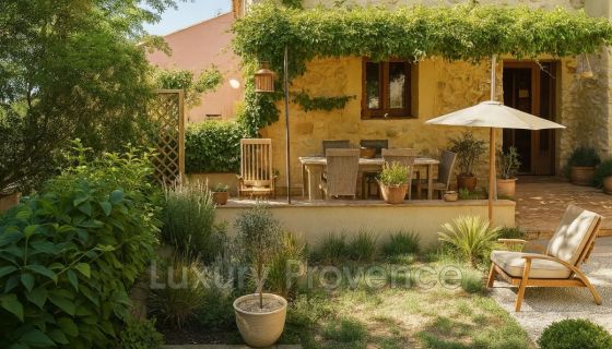 A louer MAISON  DE MAîTRE  LA BOUILLADISSE