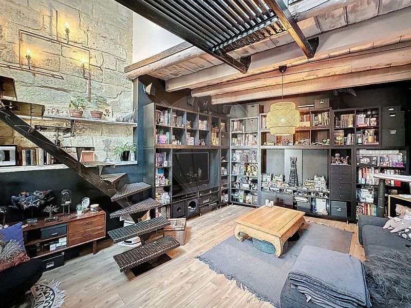 A louer APPARTEMENT T2 49 M2  UZES