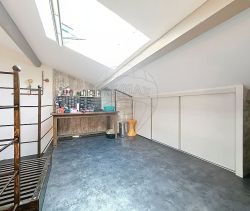 A louer APPARTEMENT T2 49 M2  UZES