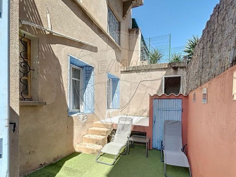 A louer APPARTEMENT T3 60 M2  NIMES