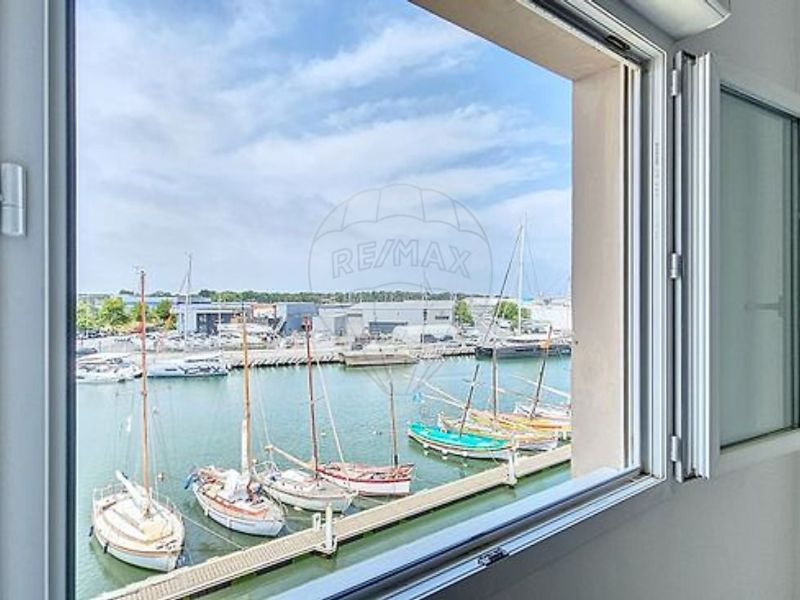 A louer APPARTEMENT DUPLEX T3 78 M2 TERRASSE BORD DE MER CANET EN ROUSSILLON