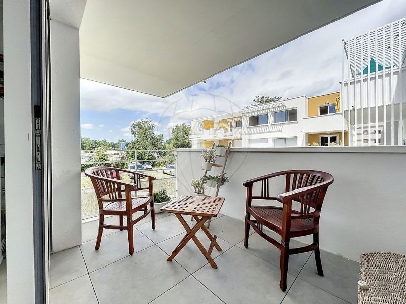 A louer APPARTEMENT T4 95 M2 TERRASSE BORD DE MER ROYAN