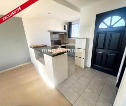 A louer APPARTEMENT T4 65 M2 BORD DE MER LA SEYNE SUR MER