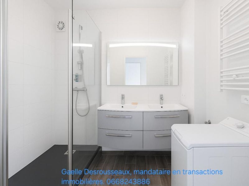 A louer APPARTEMENT T5 77 M2  NANTES