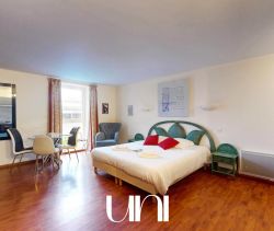 A louer APPARTEMENT DUPLEX T2 52 M2 BORD DE MER COLLEVILLE SUR MER