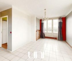 A louer APPARTEMENT T4 100 M2 TERRASSE  CAEN