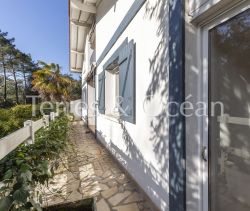 A vendre MAISON  7 PIECES 220 M2  SOORTS HOSSEGOR