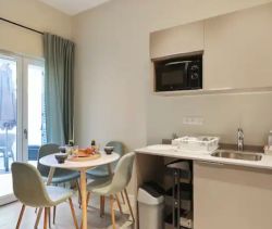 A louer APPARTEMENT T2 41 M2 TERRASSE PLAGE à PIED CANNES