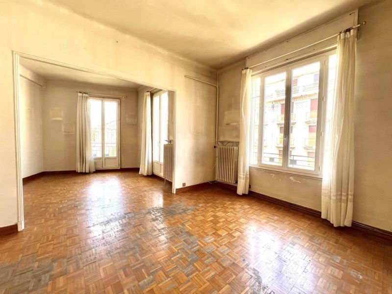A louer APPARTEMENT T3 61 M2  MARSEILLE 4EME