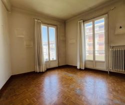 A louer APPARTEMENT T3 61 M2  MARSEILLE 4EME