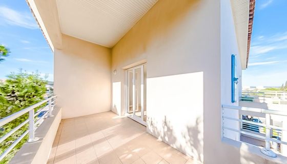 A louer APPARTEMENT T3 59 M2 TERRASSE BORD DE MER NARBONNE