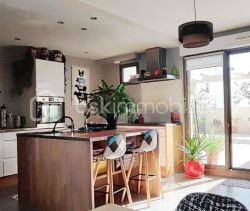 A louer APPARTEMENT DUPLEX DE PRESTIGE T3 84 M2 TERRASSE  MONTPELLIER