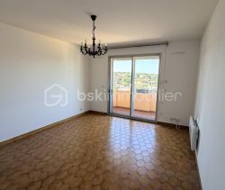 A louer APPARTEMENT T3 58 M2 BORD DE MER SIX FOURS LES PLAGES